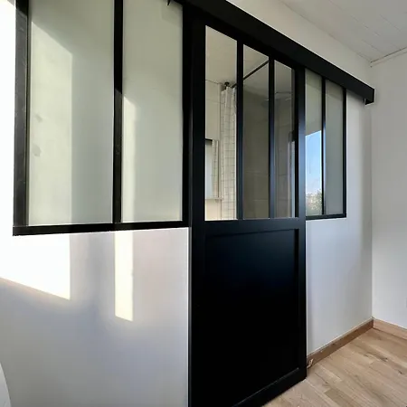 Proche Du Centre Apartment *