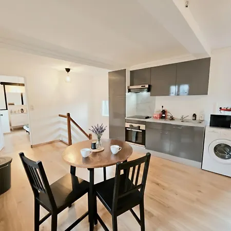 Paisible Proche Centre Apartamento