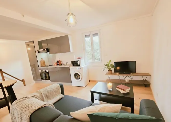 Paisible Proche Centre Apartamento *