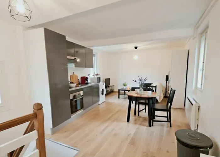 Paisible Proche Centre Apartamento *